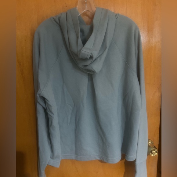 NWT Sweaty Betty Revive Cropped Hoodie in Vapor Blue! - Picture 2 of 8
